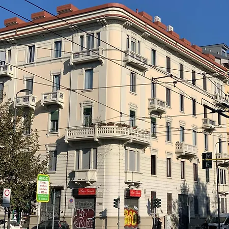 Stylish flat in Porta Romana-Fondazione Prada-2